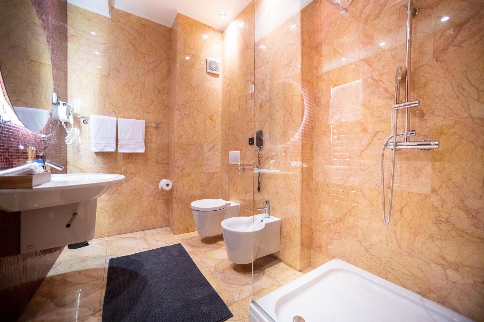 Natali Luxury Suites Beograd Phòng bức ảnh